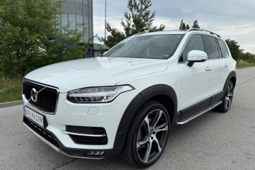 2.0 D5 AWD 224KM ! Skóry ! Niski przebieg !