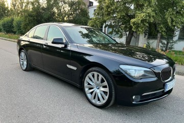 740! XDrive ! Ksenon ! Skóry !